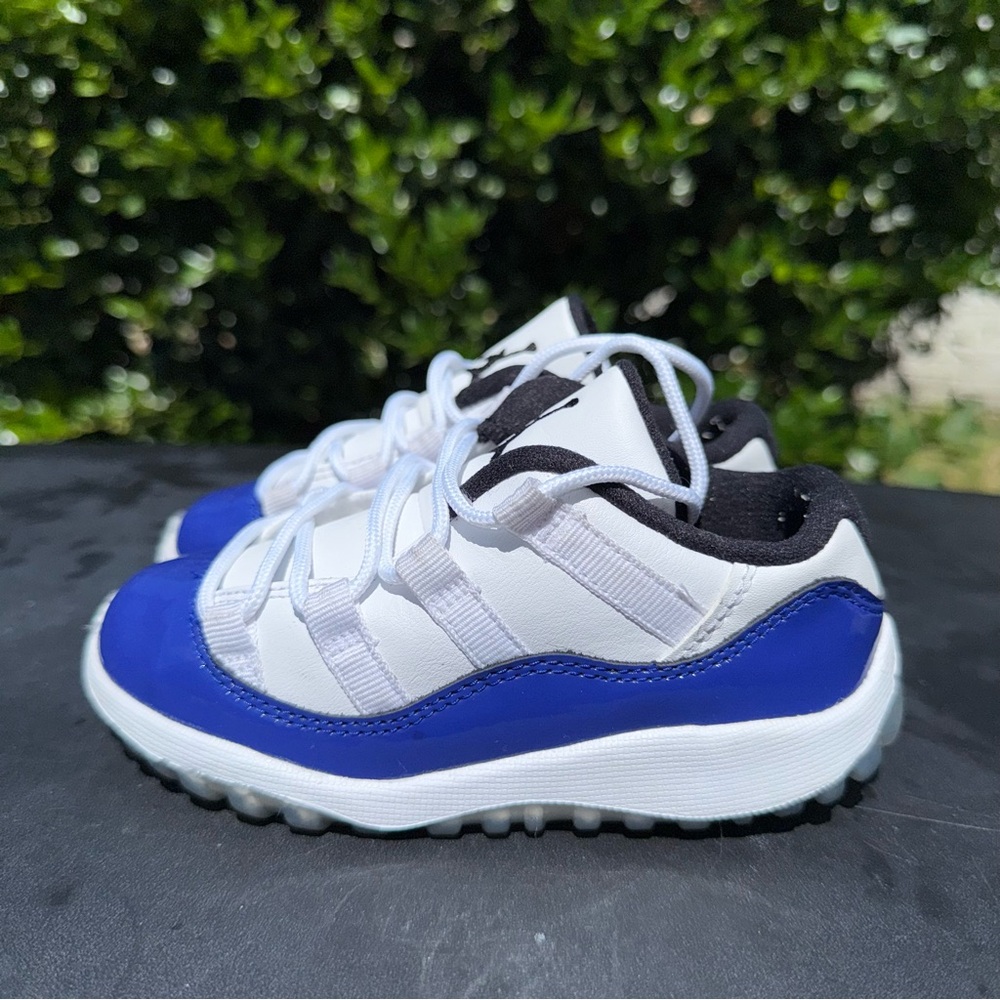 Air Jordan 11 Retro Low TD Concord Sketch White Black Blue Size 9C - Picture 1 of 9